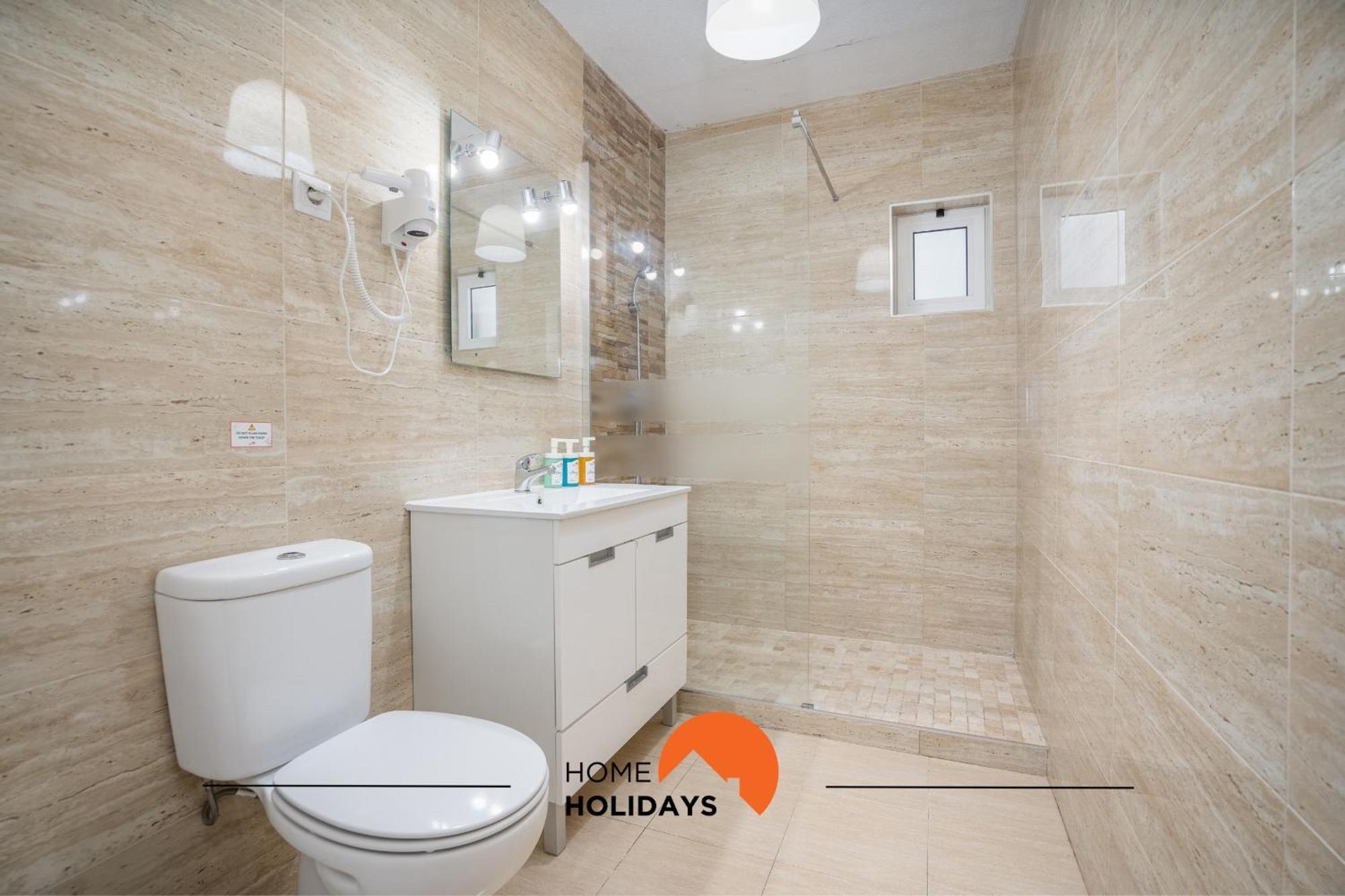 Appartement #002 Donalds Flat By Holidays
